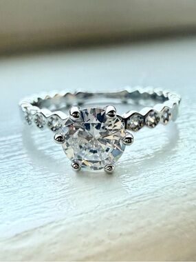 NEW!! 14k White Gold Plated White CZ Solitaire Engagement Ring size 9